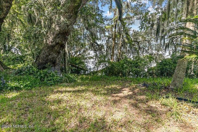 3328 STATE ROAD 13 N, St. Johns, FL 32259