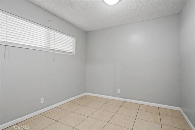 1854 Cleveland, San Bernardino, CA 92411
