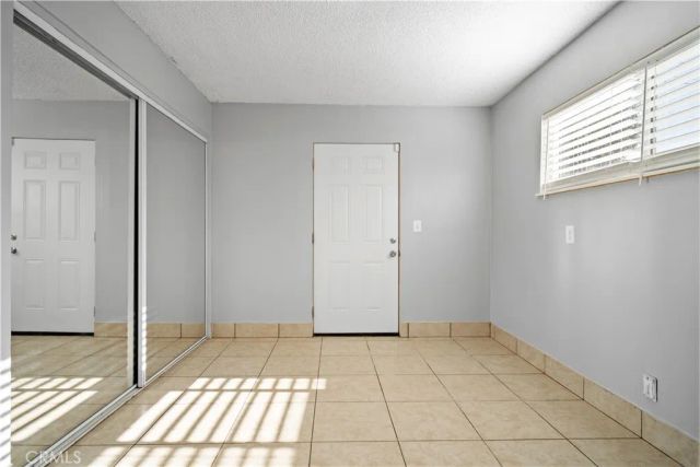 1854 Cleveland, San Bernardino, CA 92411