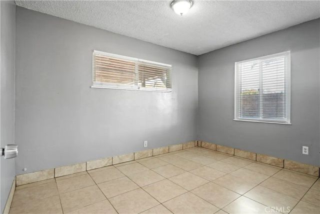 1854 Cleveland, San Bernardino, CA 92411