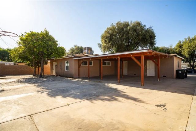 1854 Cleveland, San Bernardino, CA 92411
