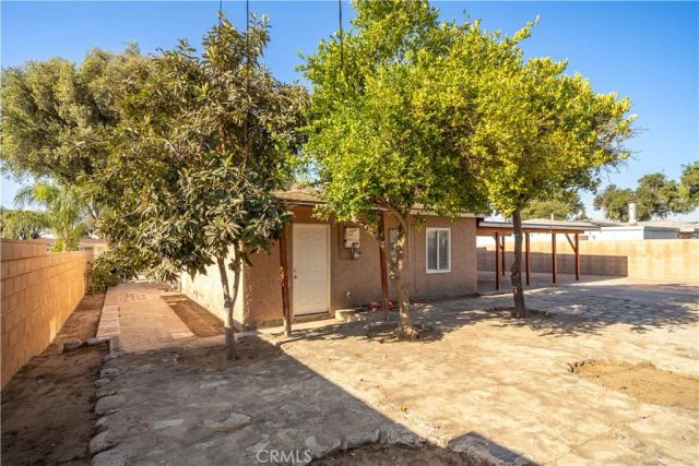 1854 Cleveland, San Bernardino, CA 92411