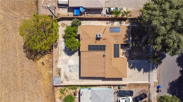 1854 Cleveland, San Bernardino, CA 92411