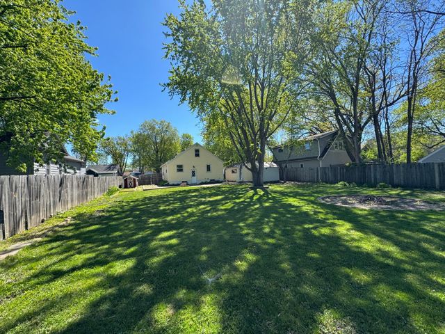 1647 Marsh Avenue, Maple Plain, MN 55359