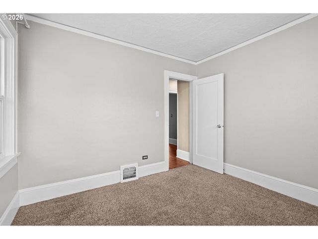 5641 Se 92ND Ave, Portland, OR 97266