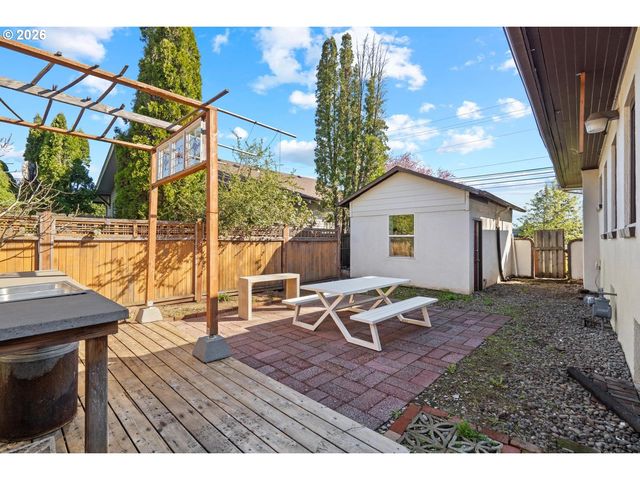 5641 Se 92ND Ave, Portland, OR 97266