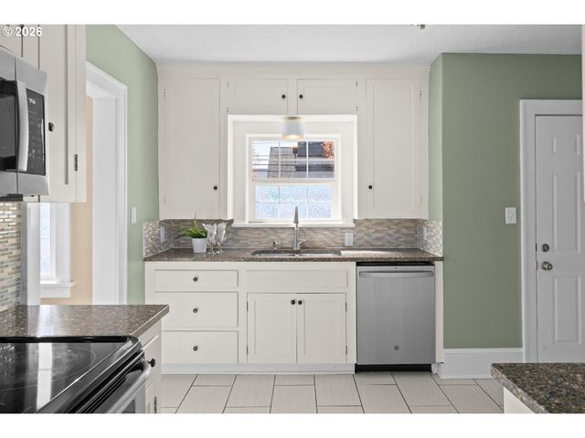 5641 Se 92ND Ave, Portland, OR 97266