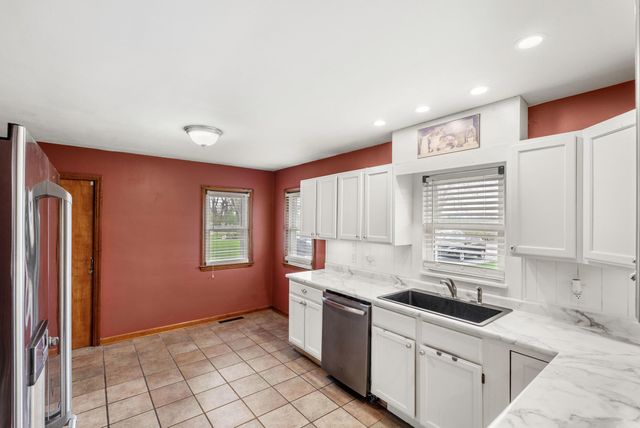 7317 Clay Street, Merrillville, IN 46410