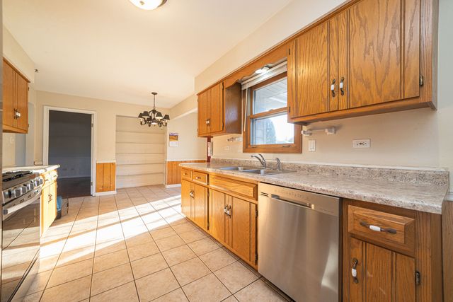 2601 Ruth Fitzgerald Drive, Plainfield, IL 60586