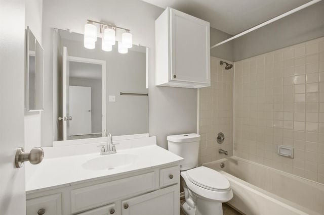 7719 Cambridge Street 7719, Houston, TX 77054