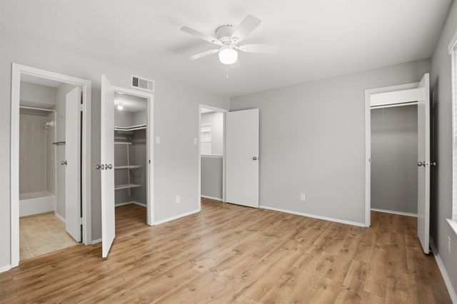 7719 Cambridge Street 7719, Houston, TX 77054