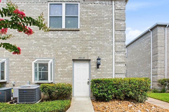 7719 Cambridge Street 7719, Houston, TX 77054