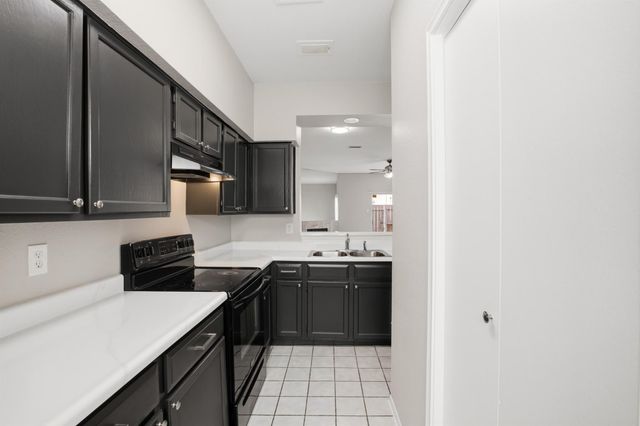 7719 Cambridge Street 7719, Houston, TX 77054