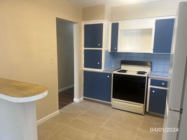 1055 Wyoming Avenue, Fort Lauderdale, FL 33312