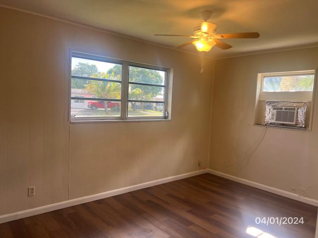 1055 Wyoming Avenue, Fort Lauderdale, FL 33312