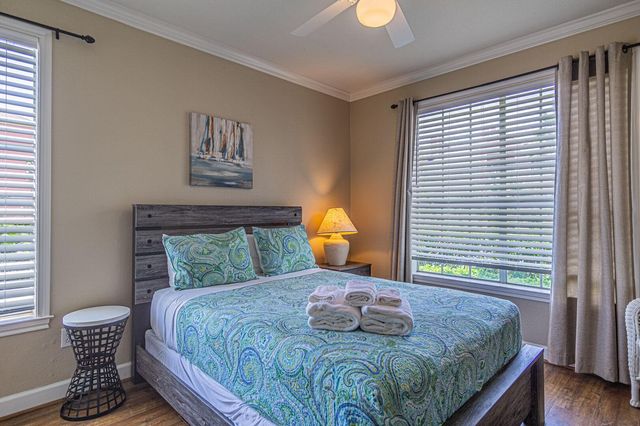 7000 Seawall Boulevard 616, Galveston, TX 77551