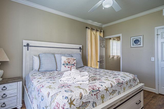 7000 Seawall Boulevard 616, Galveston, TX 77551