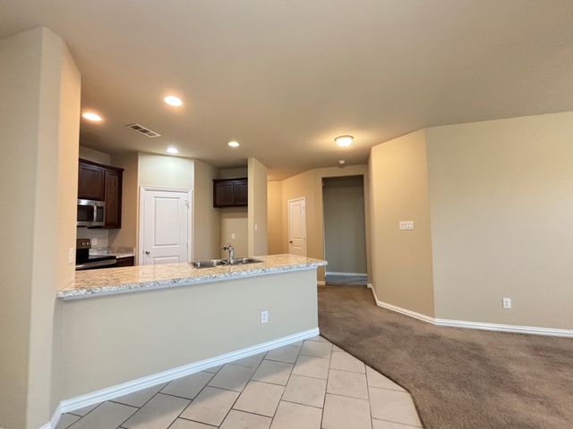 356 Emerald Creek Drive, Fort Worth, TX 76131