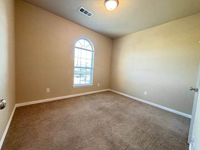 356 Emerald Creek Drive, Fort Worth, TX 76131