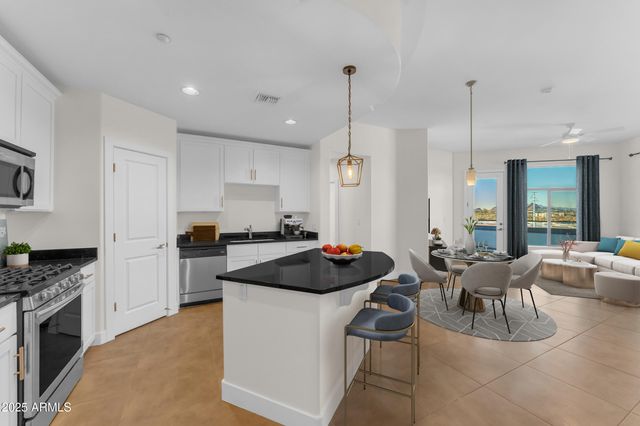 945 E PLAYA DEL NORTE Drive 5005, Tempe, AZ 85288