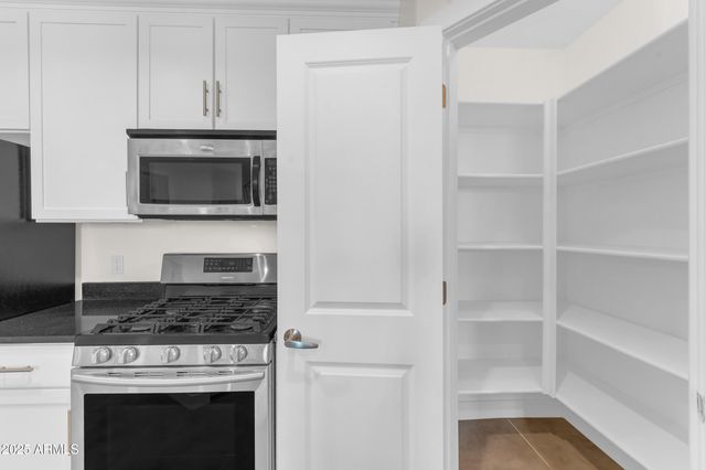 945 E PLAYA DEL NORTE Drive 5005, Tempe, AZ 85288