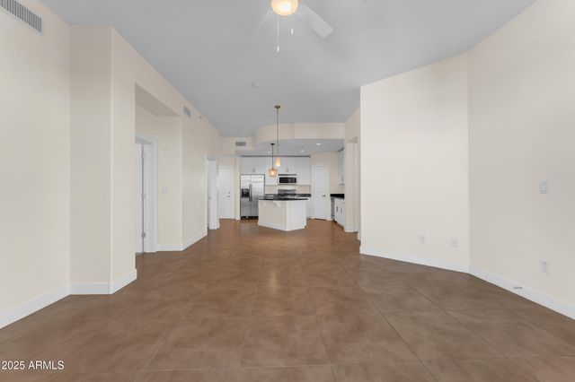 945 E PLAYA DEL NORTE Drive 5005, Tempe, AZ 85288