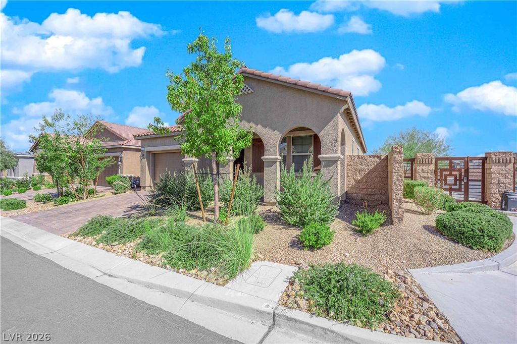9590 Smiley Creek Street, Las Vegas, NV 89178
