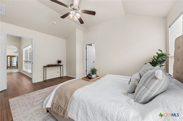 8003 Bridgepointe Drive, Temple, TX 76502