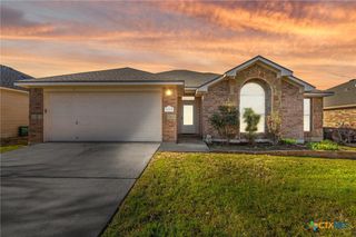 8003 Bridgepointe Drive, Temple, TX 76502