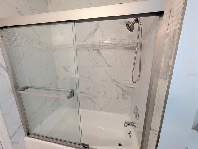 8707 51ST AVENUE W, Bradenton, FL 34210
