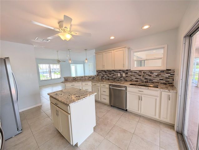 8707 51ST AVENUE W, Bradenton, FL 34210
