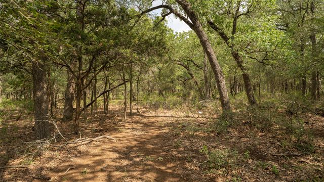 624 County Road 306, Rockdale, TX 76567