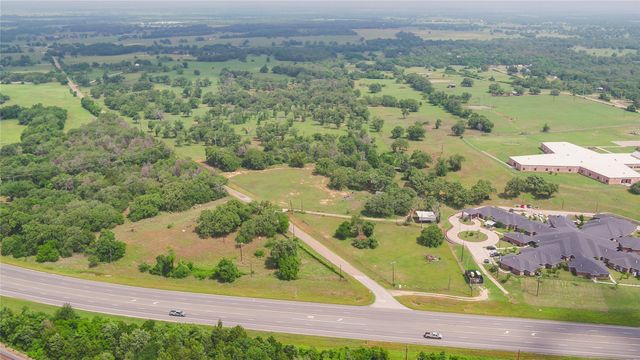 624 County Road 306, Rockdale, TX 76567