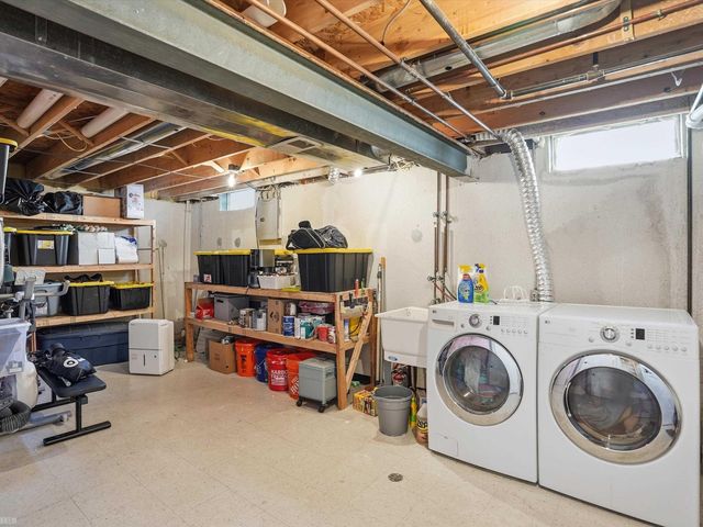 27555 Cedar Glen Drive, Chesterfield, MI 48051