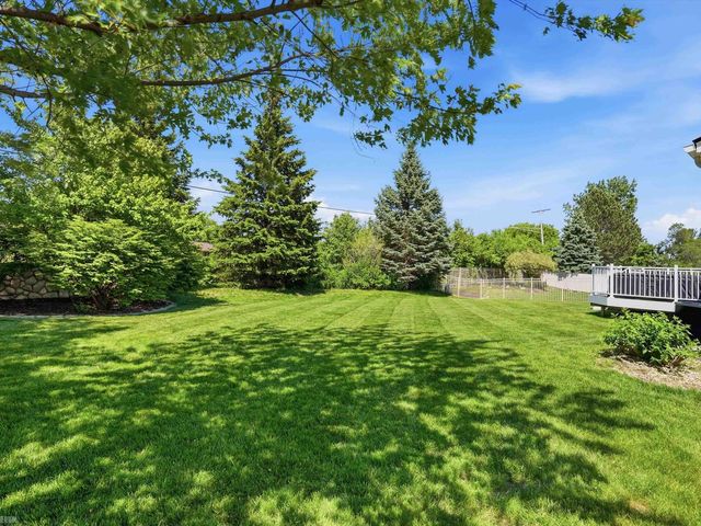 27555 Cedar Glen Drive, Chesterfield, MI 48051