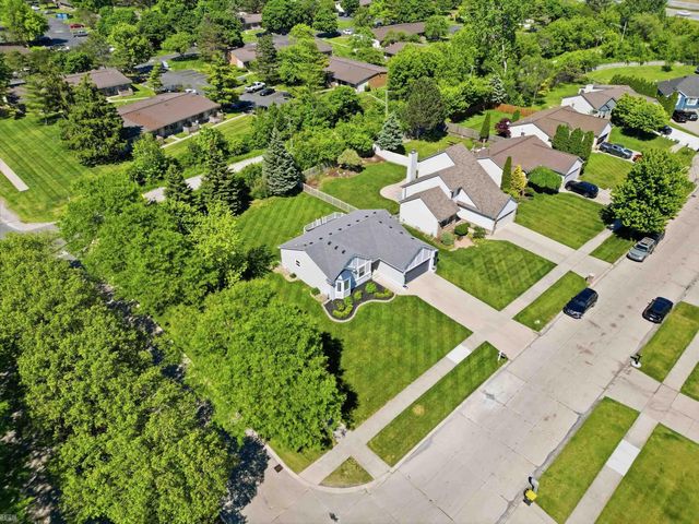 27555 Cedar Glen Drive, Chesterfield, MI 48051