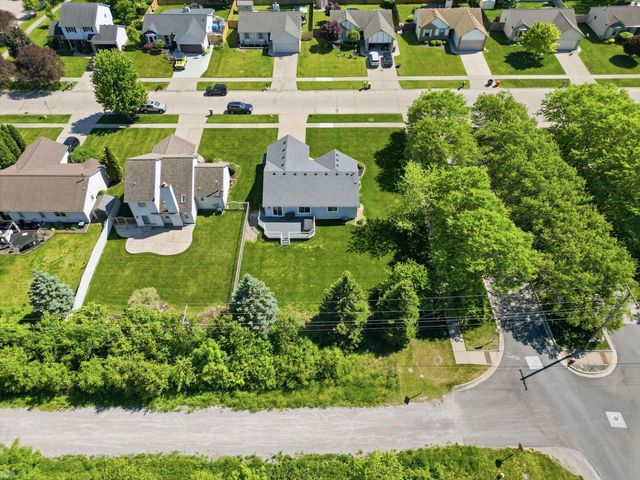 27555 Cedar Glen Drive, Chesterfield, MI 48051