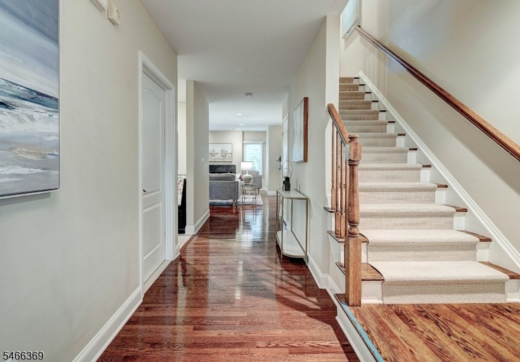 38 Eggers Ct, Summit City, NJ 07901 — photo 3