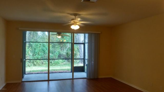 3275 CLIMBING IVY Trail, Jacksonville, FL 32216