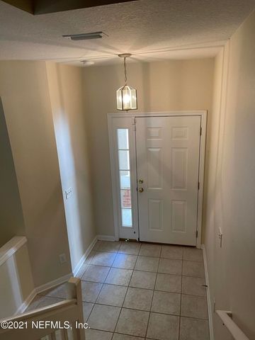 3275 CLIMBING IVY Trail, Jacksonville, FL 32216