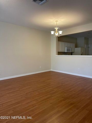 3275 CLIMBING IVY Trail, Jacksonville, FL 32216
