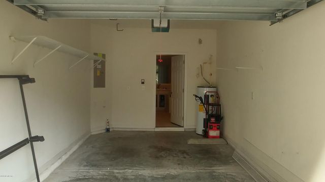 3275 CLIMBING IVY Trail, Jacksonville, FL 32216