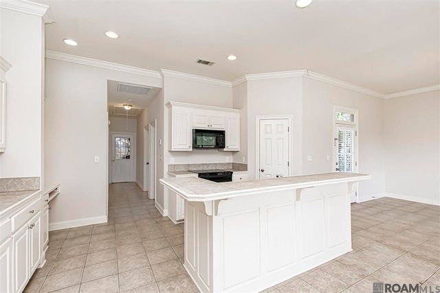 9015 Westlake Ave, Baton Rouge, LA 70810