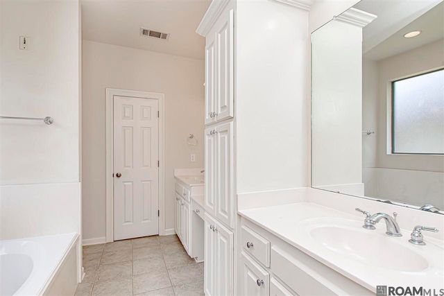 9015 Westlake Ave, Baton Rouge, LA 70810