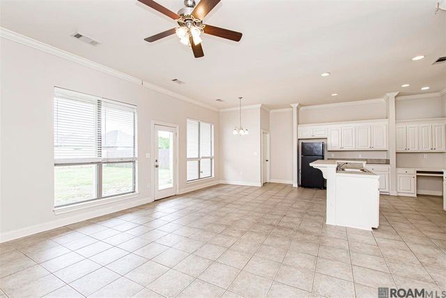 9015 Westlake Ave, Baton Rouge, LA 70810