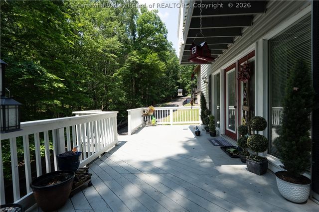 50 Mountaineer Heights Drive, Elkview, WV 25071
