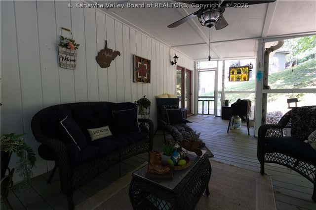 50 Mountaineer Heights Drive, Elkview, WV 25071