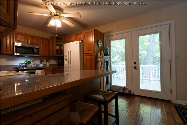 50 Mountaineer Heights Drive, Elkview, WV 25071