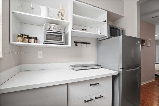 200 76th Street 56, Miami Beach, FL 33141