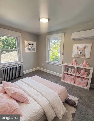 7 W COOKE AVE, Glenolden, PA 19036